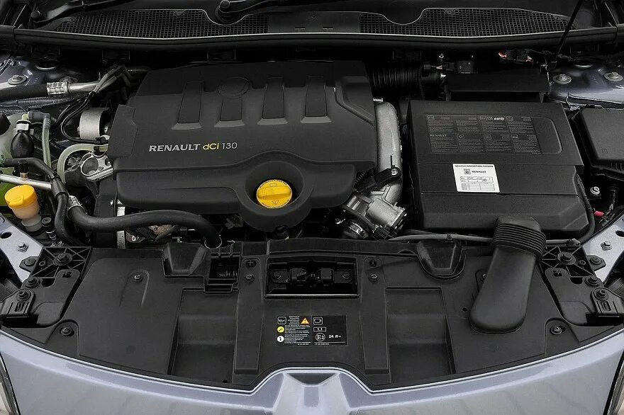 Рено меган фото под капотом Renault Megane III за 650 тысяч рублей: стоит ли покупать - КОЛЕСА.ру - автомоби