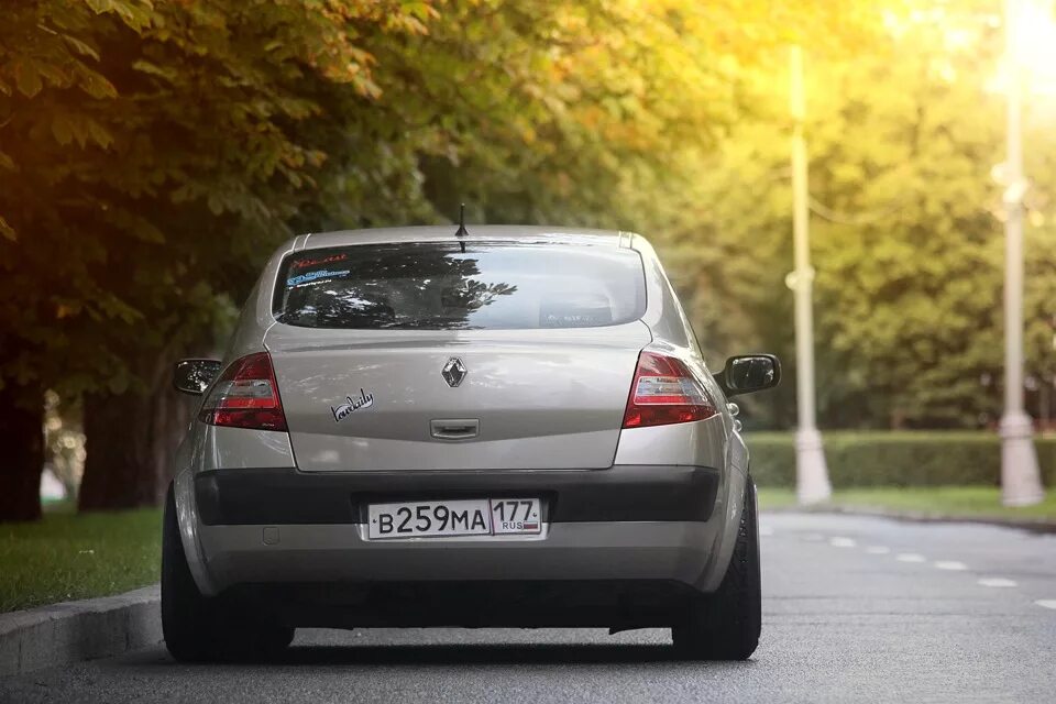 Рено меган фото сзади Фото. Renault Megane II - DRIVE2