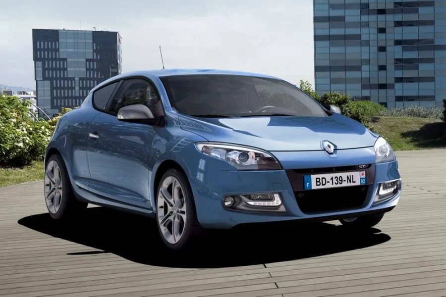 Рено меган поколения фото Renault Megane GT хетчбэк 3-дв., 2012–2016, 3 поколение рестайлинг, 2.0 dCi MT (