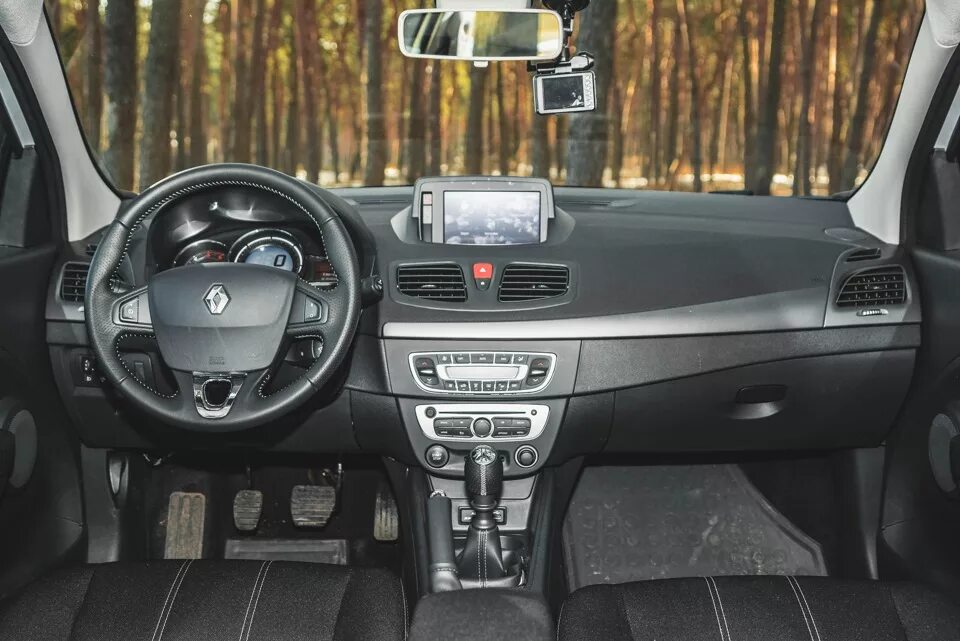 Рено меган салон внутри фото Renault Megane III - DRIVE2