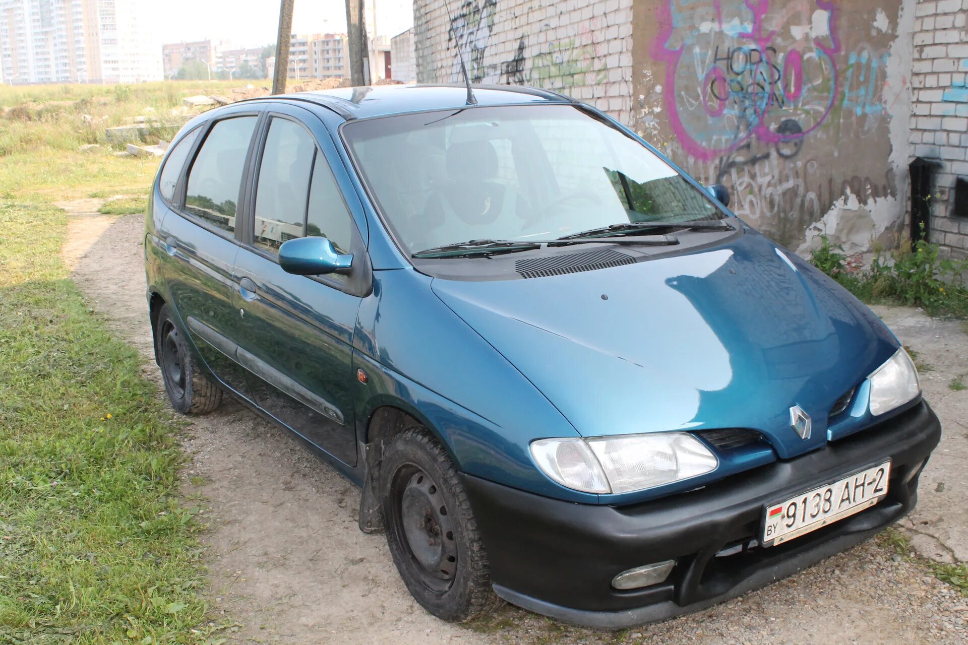 Рено меган сценик фото Посте покраски - Renault Megane Scenic, 1,6 л, 1998 года фотография DRIVE2