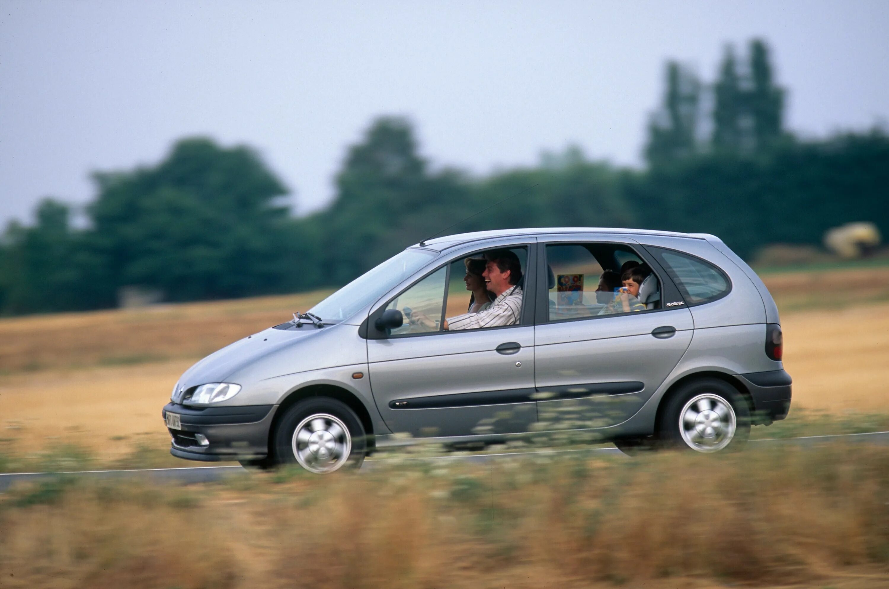 Рено меган сценик фото Renault Megane 1 поколение (1995 - 1999) Минивэн - технические характеристики на