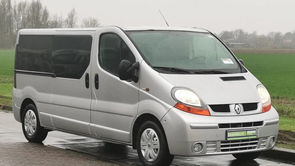 Рено микроавтобус фото Renault Trafic (2G) 2.5 дизельный 2003 на DRIVE2