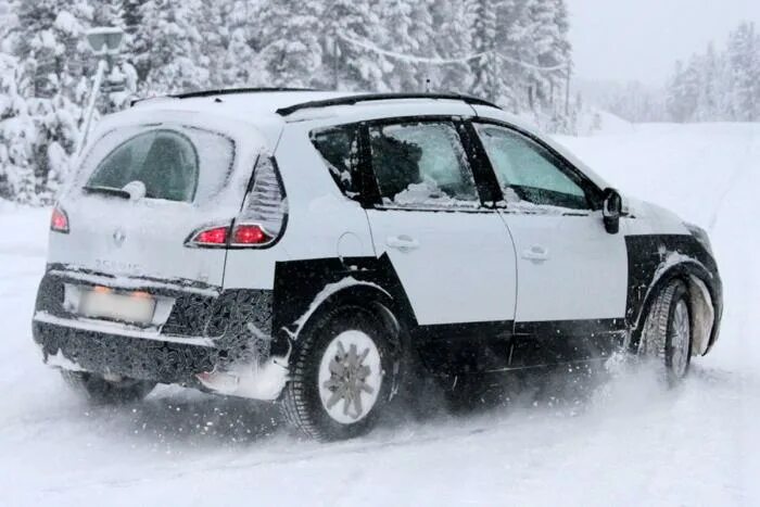 Рено полный привод фото Renault Scenic может получить полный привод : Off-road drive