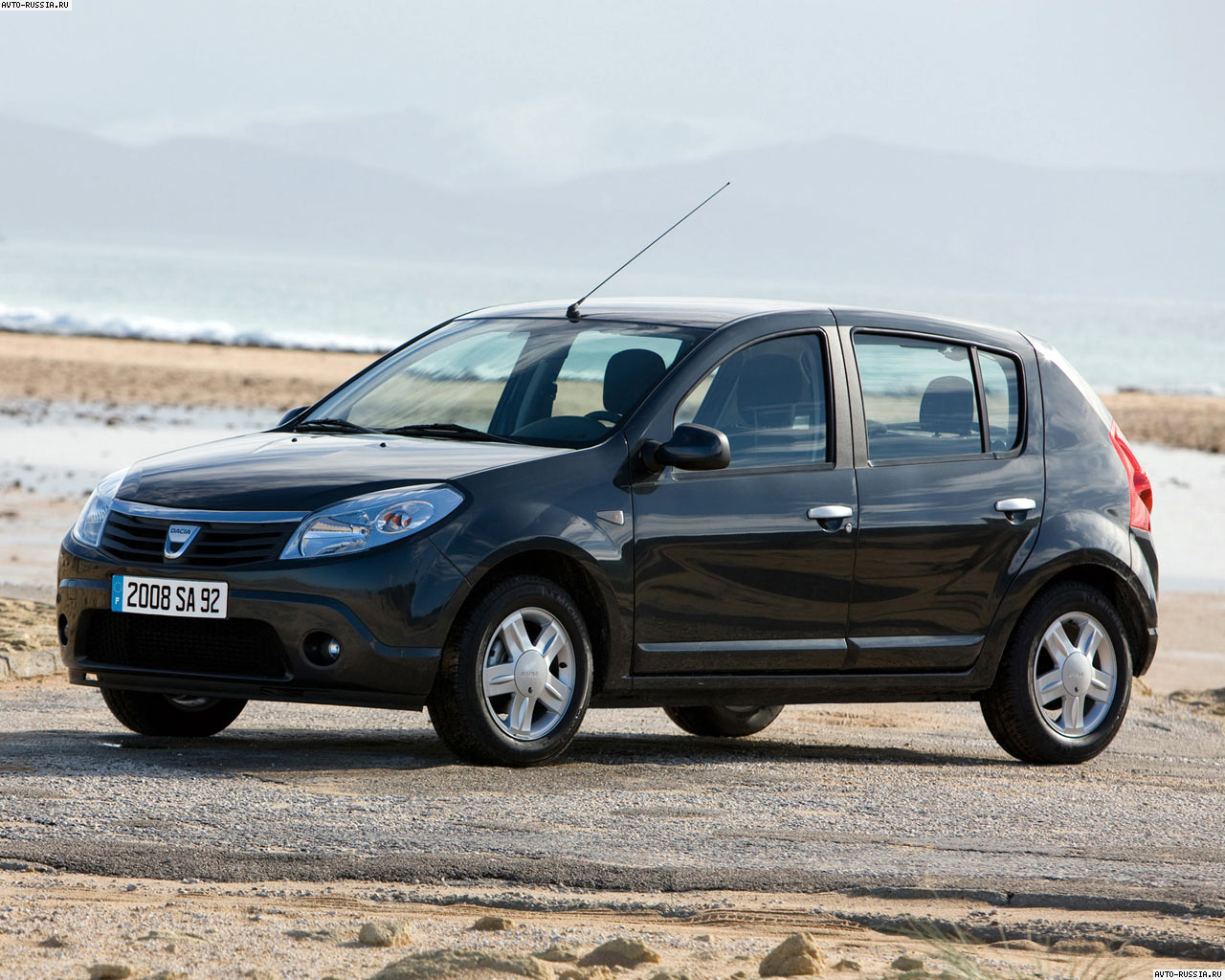 Рено сандеро 1 поколения фото Dacia Sandero: цена, технические характеристики, фото Дачия Сандеро, отзывы, обо