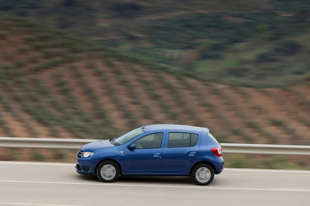 Рено сандеро 2 поколение фото Dacia Sandero (second generation) photo gallery