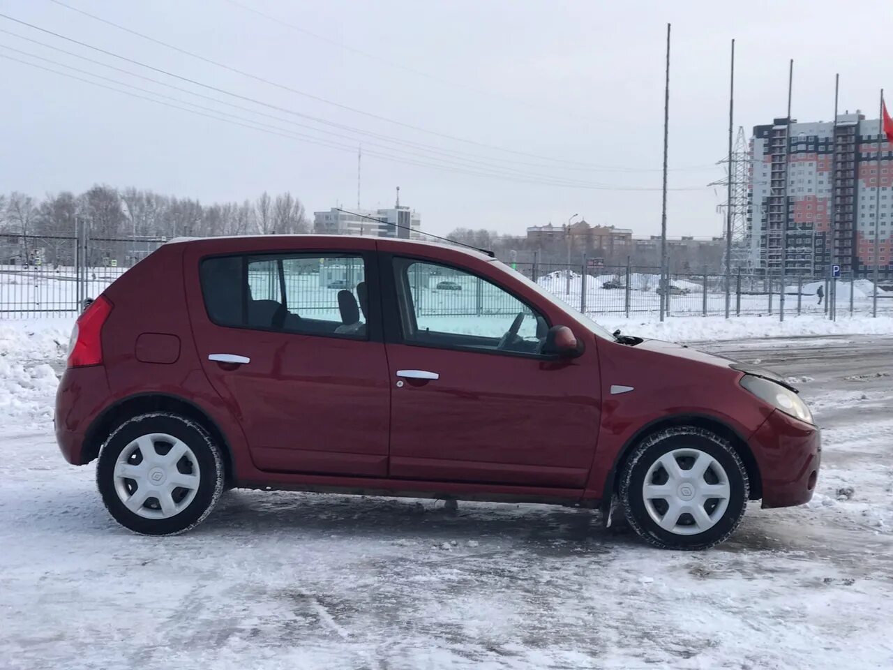 Рено сандеро 2011 фото Продам Renault Sandero 2011г.в. 1.6/АТ Авто в Авторынок Орск Оренбург (срочный в