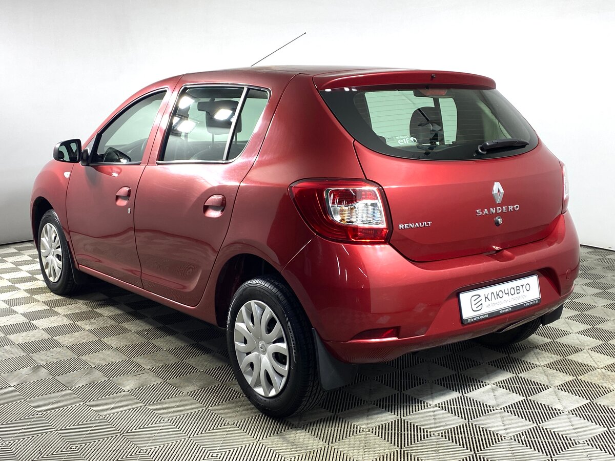 Рено сандеро 2015 фото Купить б/у Renault Sandero II 1.6 AMT (82 л.с.) бензин робот в Омске: красный Ре