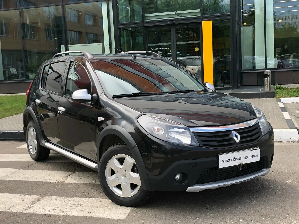 Рено сандеро черный фото Купить б/у Renault Sandero I Stepway 1.6 MT (84 л.с.) бензин механика в Москве: 