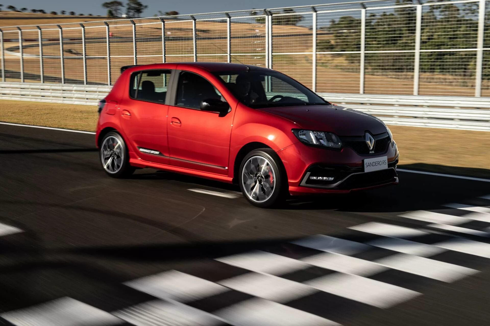 Рено сандеро фото 2020 2020 Renault Sandero RS Revealed, Remains A South America-Only Affair Carscoops