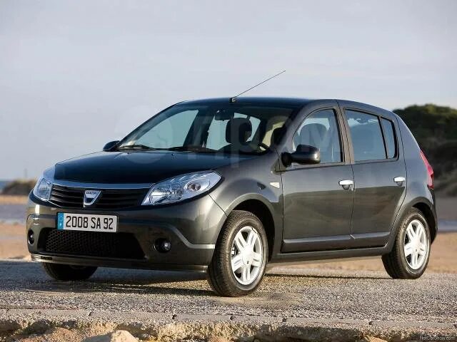 Рено сандеро фото цена Dacia Logan,MCV,Solenza,Supernova, 2009 в Симферополе