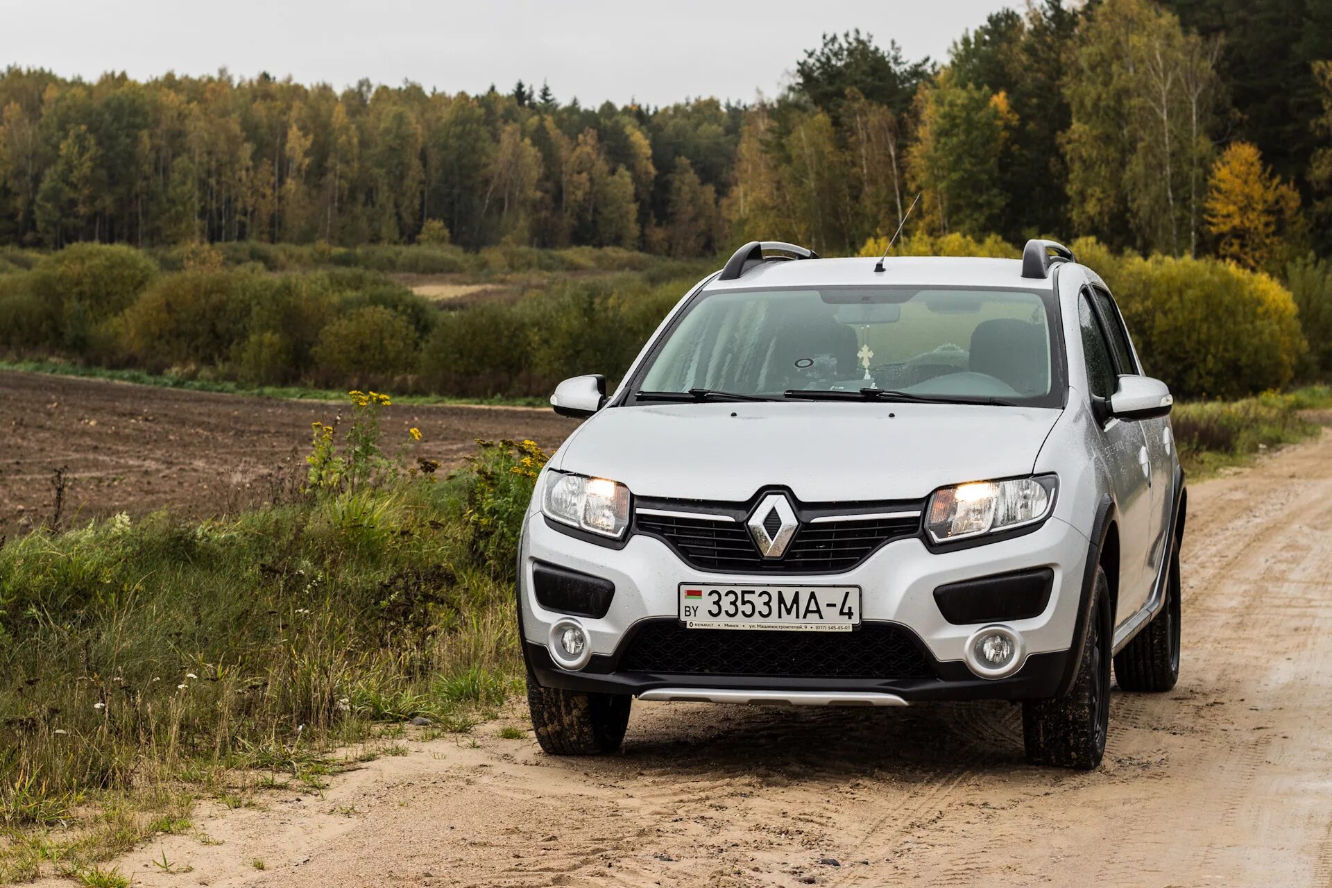 Рено сандеро и дастер фото Что стало за два года с Renault Sandero Stepway II. Планы на будущее - Renault S