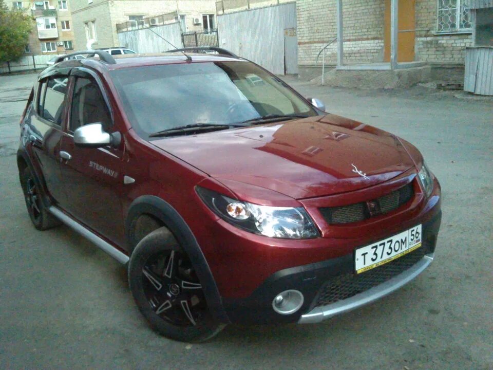 Рено сандеро степвей 2 тюнинг внешки Новое лицо Стёпы - Renault Sandero Stepway (1G), 1,6 л, 2011 года тюнинг DRIVE2