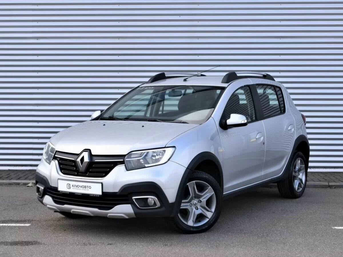 Рено сандеро степвей 2019 фото Купить б/у Renault Sandero II Рестайлинг Stepway 1.6 MT (82 л.с.) бензин механик