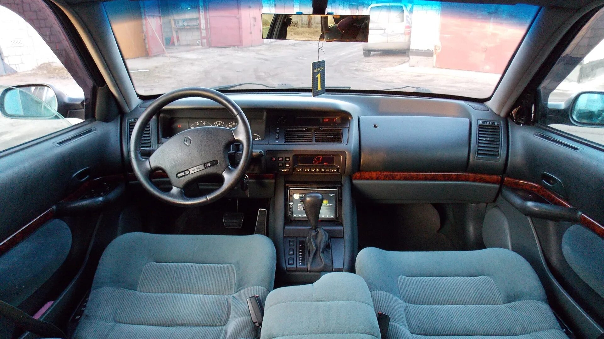 Рено шафран фото Renault Safrane 2.2 бензиновый 1993 RXE на DRIVE2