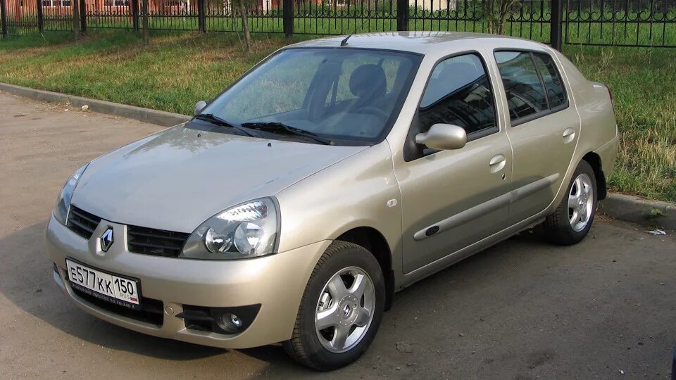 Рено симбол 1.4 фото Renault Symbol 1.4 бензиновый 2007 1.4 16V на DRIVE2