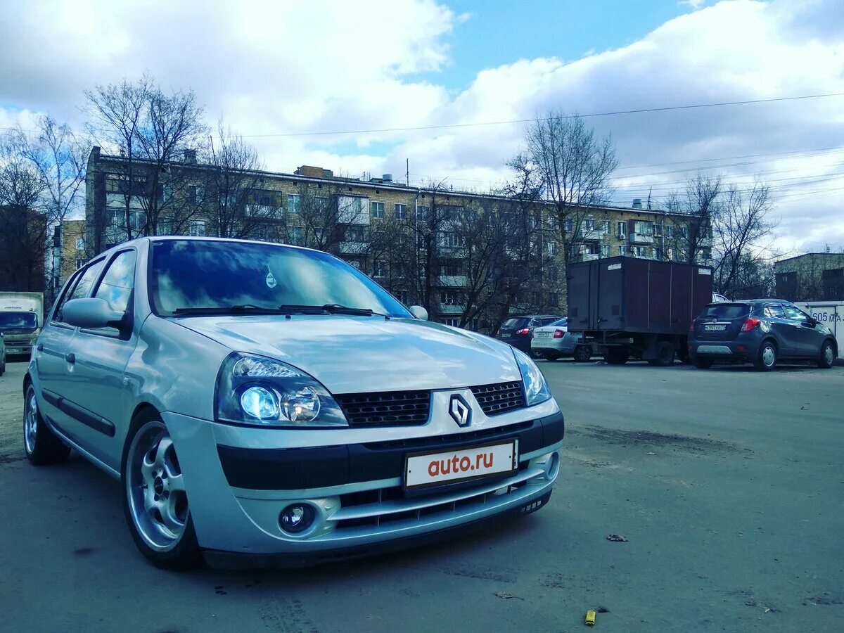 Рено симбол 2 тюнинг фото Купить б/у Renault Clio II Рестайлинг 1.4 MT (98 л.с.) бензин механика в Москве: