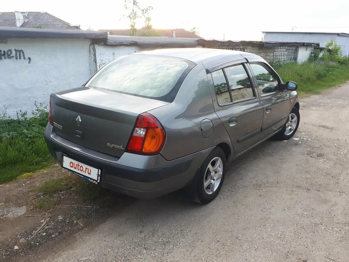 Рено симбол 2004 фото Renault symbol 2004 характеристики LkbAuto.ru