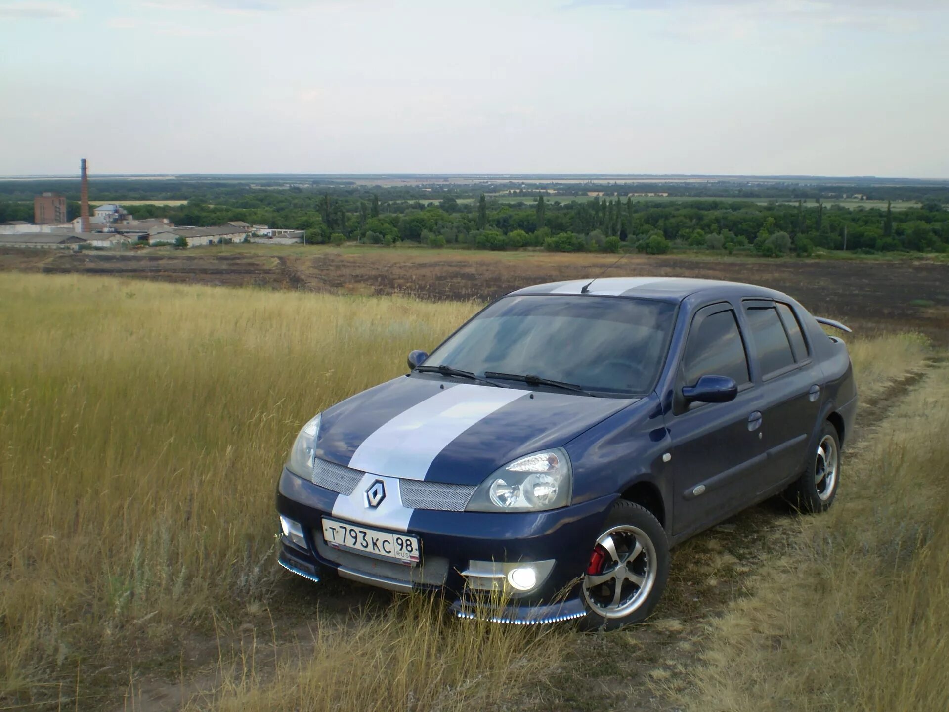 Рено симбол 2007 тюнинг родные просторы - Renault Symbol, 1,4 л, 2005 года тюнинг DRIVE2