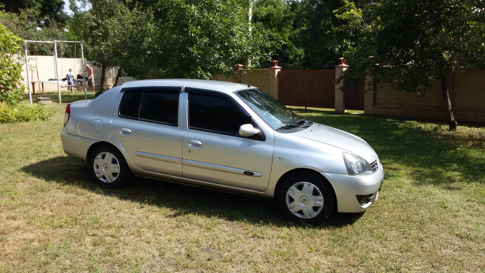 Рено симбол 2008 фото Renault Symbol 1.4 бензиновый 2008 1.4i 8v 75hp (K7J 700) на DRIVE2