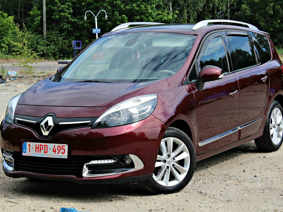 Рено скеникс фото Купить б/у Renault Scenic III Рестайлинг 2 Grand 1.5d MT (110 л.с.) дизель механ