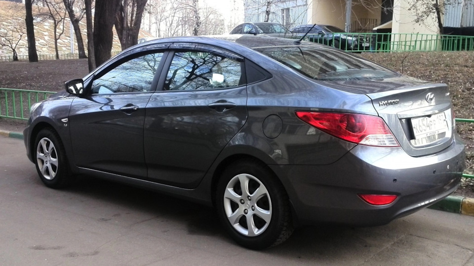 Рено солярис фото Hyundai Solaris 1.6 бензиновый 2011 на DRIVE2