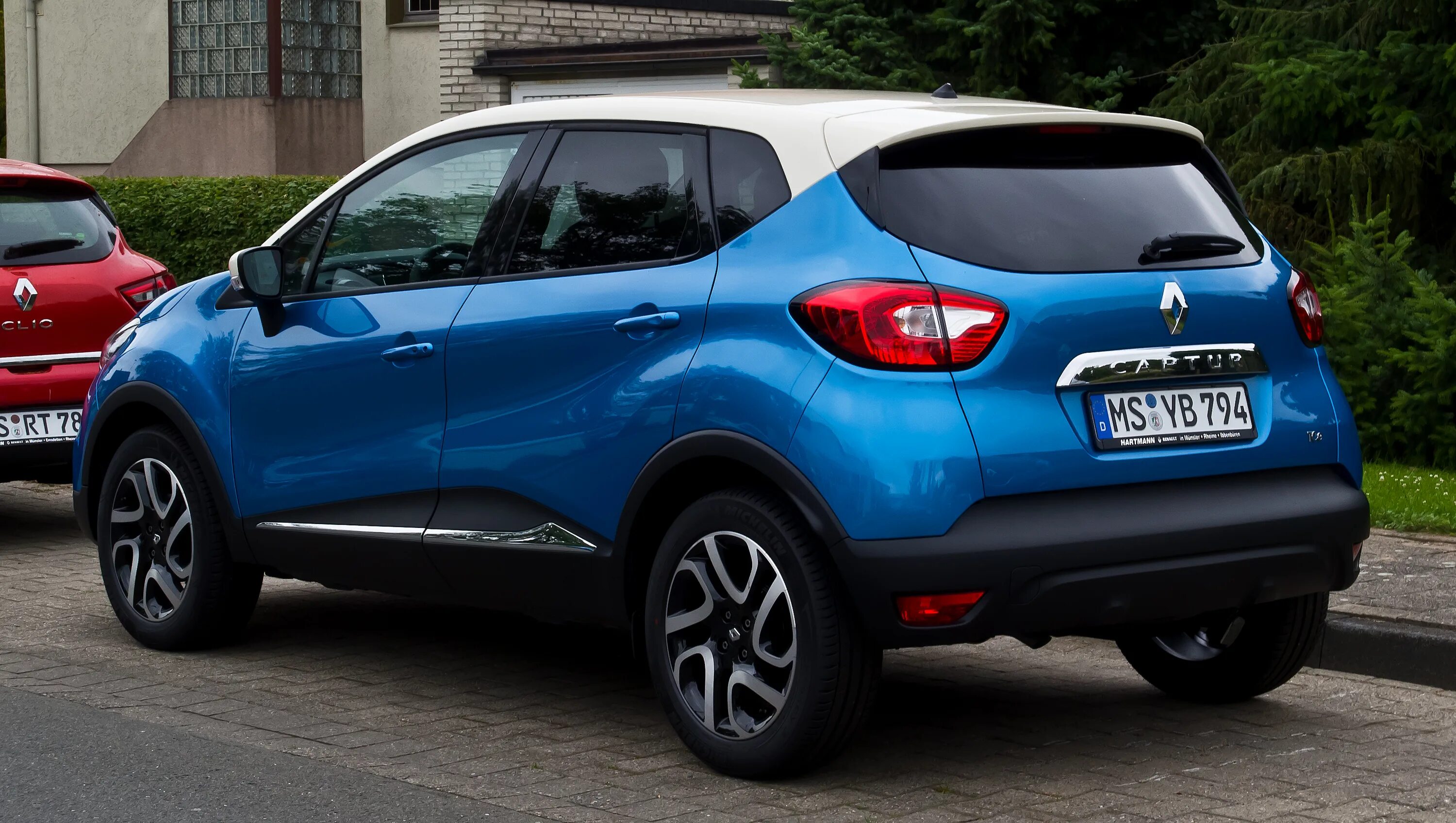 Рено сортир фото File:Renault Captur Luxe ENERGY TCe 90 Start & Stop eco² - Heckansicht, 10. Juli