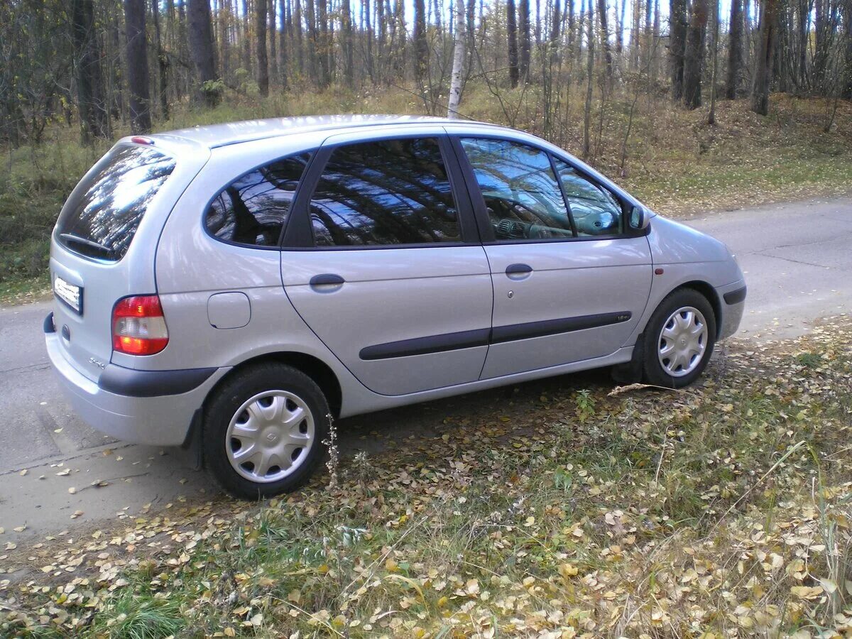 Рено сценик 1 рестайлинг фото Купить б/у Renault Scenic I Рестайлинг 1.6 AT (107 л.с.) бензин автомат в Ликино