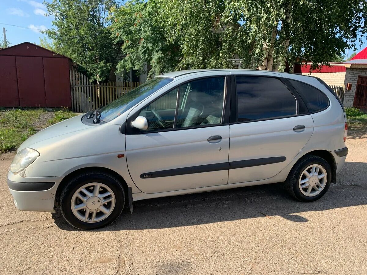 Рено сценик 1 рестайлинг фото Купить б/у Renault Scenic I Рестайлинг 1.6 MT (107 л.с.) бензин механика в Красн