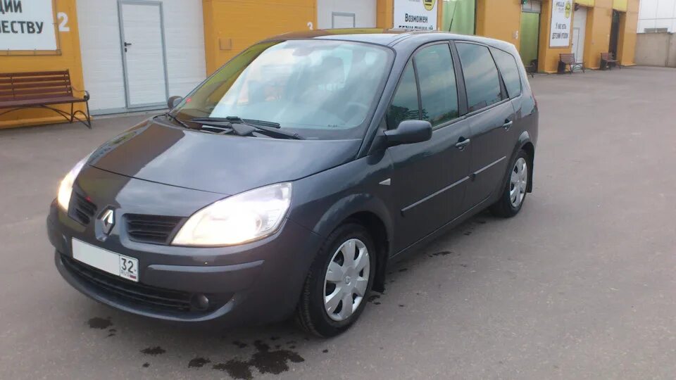 Рено сценик 2 дизель фото Renault Scenic II 1.5 дизельный 2008 dci 1,5 106л.с. (K9K732) на DRIVE2