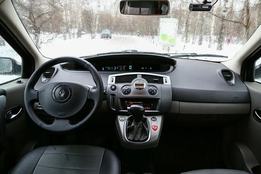 Рено сценик 2 рестайлинг фото Renault Scenic II с пробегом: кузов, салон, электрика - КОЛЕСА.ру - автомобильны