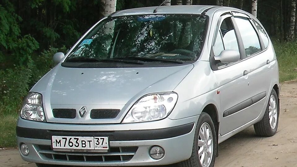 Рено сценик 2000 года фото накладочка на задний бампер "начало" - Renault Scenic I, 1,6 л, 2000 года тюнинг