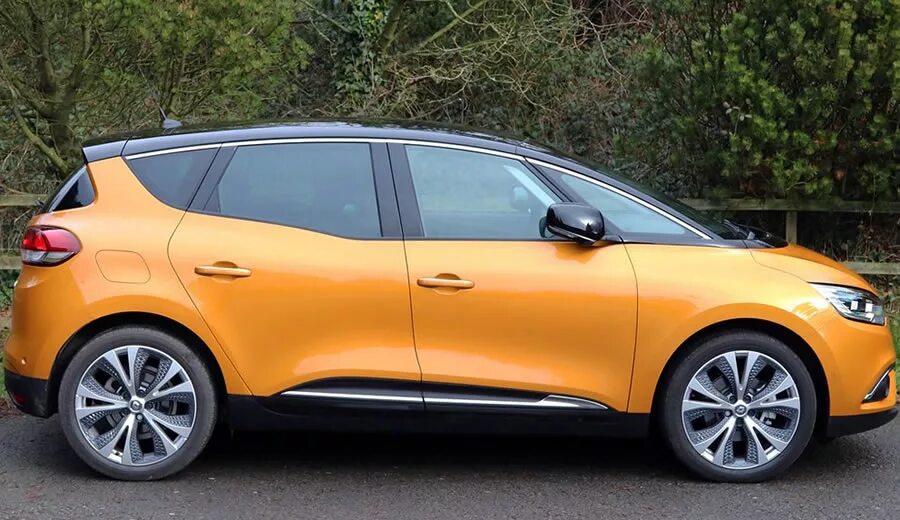 Рено сценик 4 фото Renault Scenic: specyfikacje pojazdu Scenic, zdjęcia i historia - RenaultBook.ru