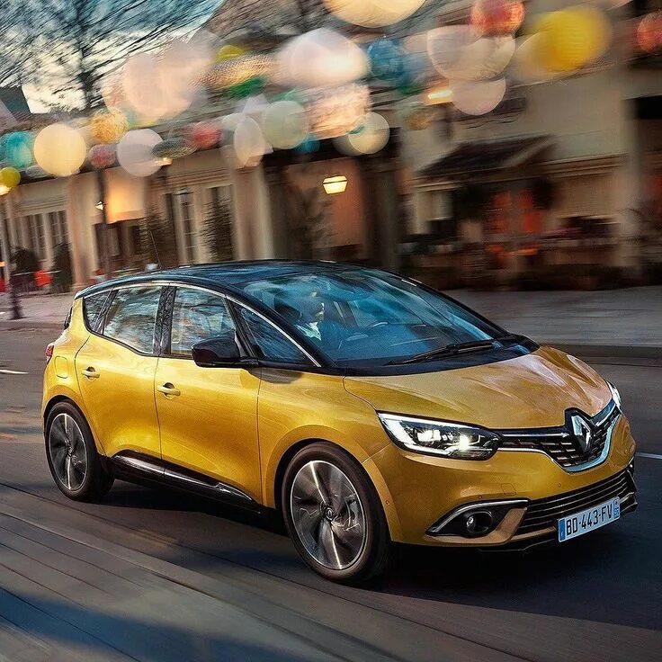 Рено сценик 4 фото Renault Scenic 2017 Fora dos planos para o Brasil a minivan francesa acaba de re