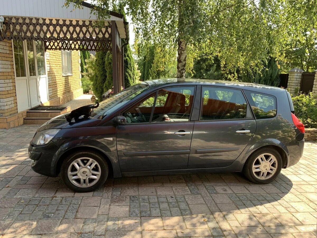 Рено сценик дизель фото Купить б/у Renault Scenic II Рестайлинг Grand 1.5d MT (106 л.с.) дизель механика