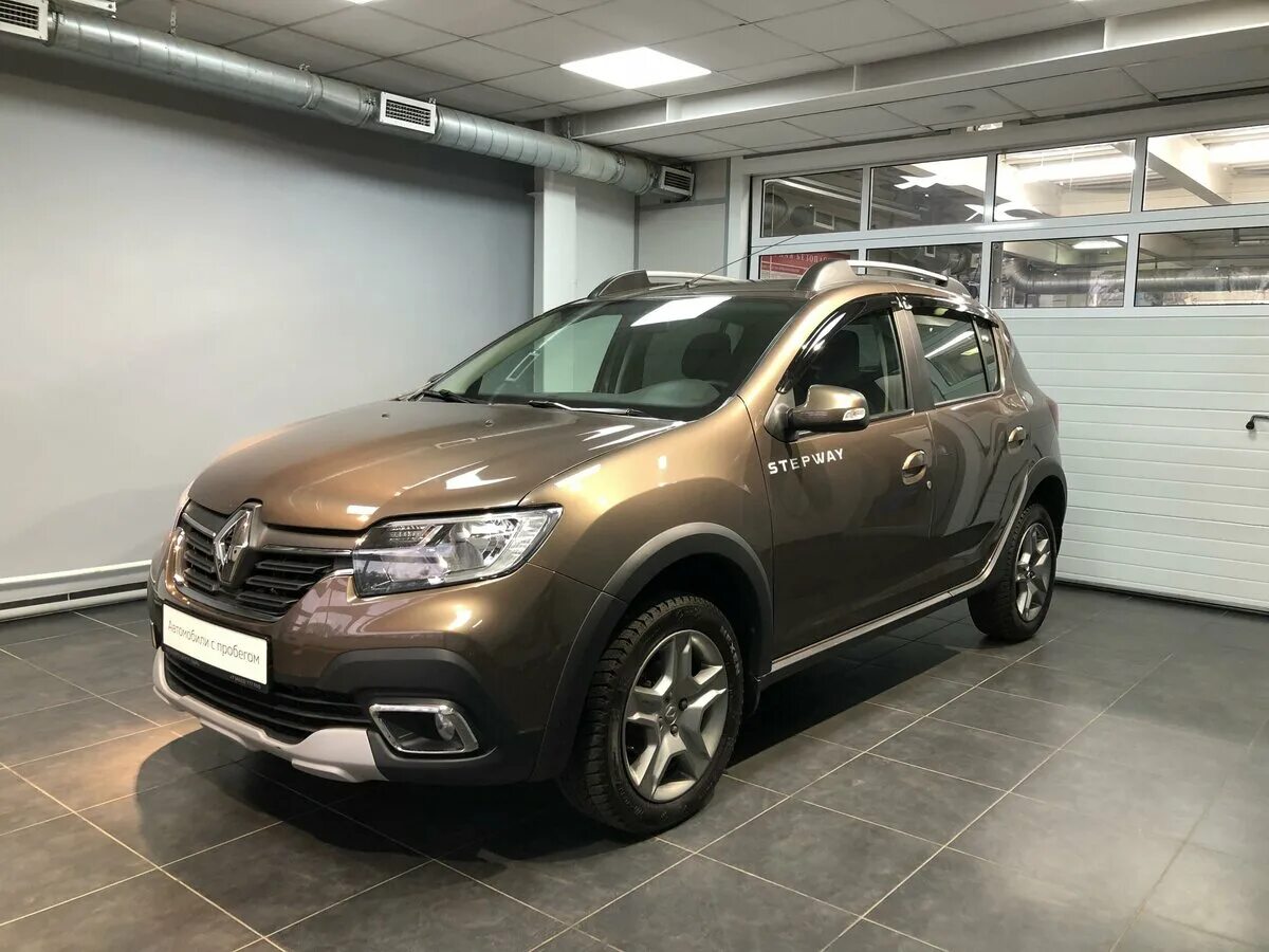 Рено степвей 2020 в новом кузове фото Купить б/у Renault Sandero II Рестайлинг Stepway 1.6 MT (82 л.с.) бензин механик