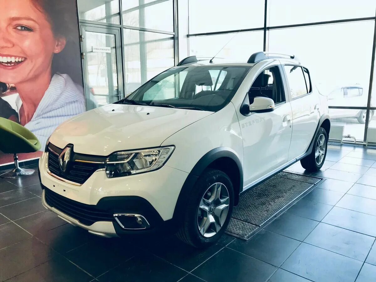 Рено степвей 2021 фото Купить новый Renault Sandero II Рестайлинг Stepway 1.6 MT (82 л.с.) бензин механ