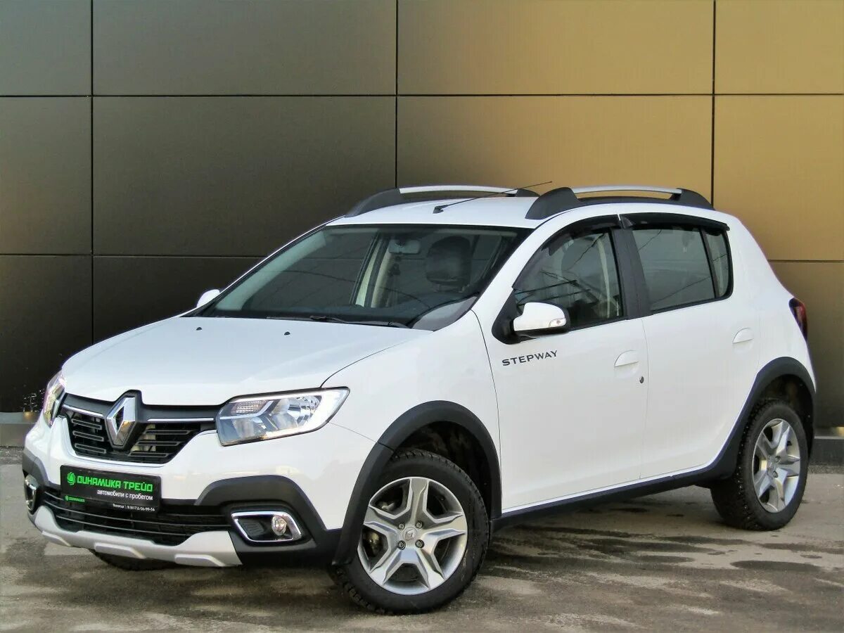 Рено степвей 2021 года фото Купить б/у Renault Sandero II Рестайлинг Stepway 1.6 MT (82 л.с.) бензин механик