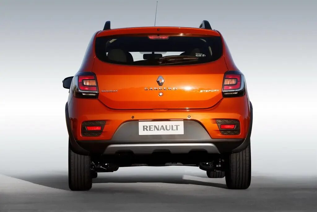 Рено сзади фото Renault Sandero Stepway 2014, 2015, 2016, 2017, 2018, хэтчбек 5 дв., 2 поколение