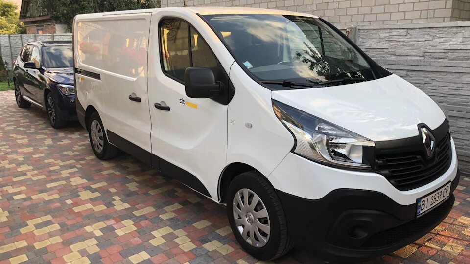 Рено трафик 3 фото Renault Trafic (3G) 1.6 дизельный 2014 Рабочая лошадка на DRIVE2