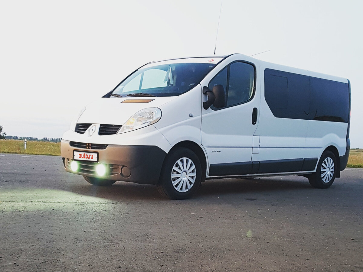 Рено трафик пассажирский фото Купить б/у Renault Trafic II Рестайлинг 2.0 MT (116 л.с.) бензин механика в Чебо