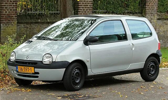 Рено твинго фото File:Renault Twingo in Epen.jpg - Wikimedia Commons