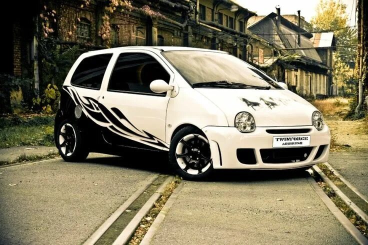 Рено твинго тюнинг Twingo Tuning: black and waite renault twingo tuning K-car, Hot hatch, Custom pi