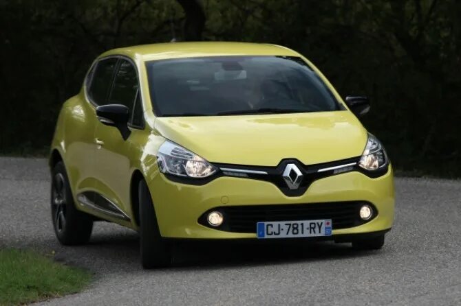 Рено все модели фото Renault Clio вошел в "тройку" европейских бестселлеров АВТОСТАТ