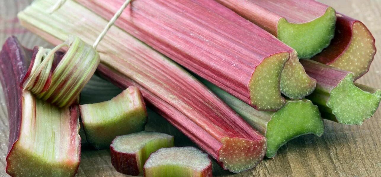 Ревень декоративный пальмовый фото Ingredients StyleCraze Juicing benefits, Nutrition, Rhubarb