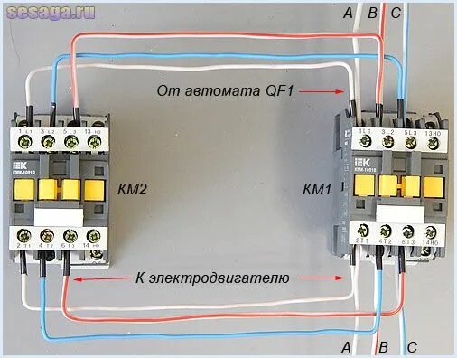 Реверс схема подключения 220 Обвязка силовых контактов пускателей на реальных элементах Электротехника, Прост