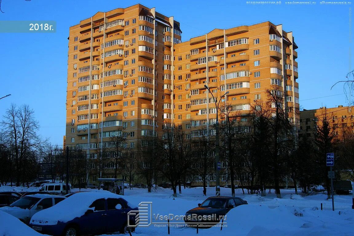 Революционная 11 б тольятти фото Togliatti, Revolyutsionnaya st house 7Б. Apartment house