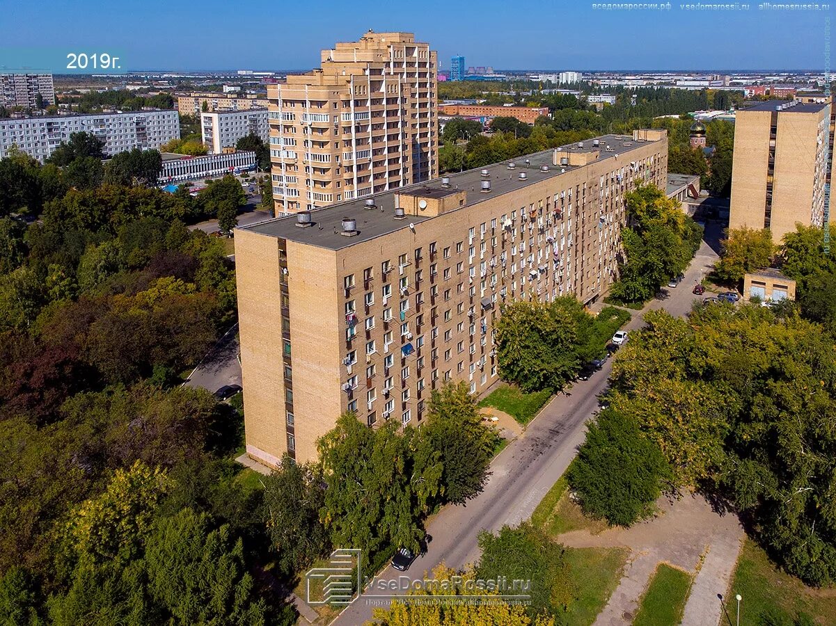 Революционная 3 тольятти фото Togliatti, Revolyutsionnaya st house 3 к.2. Apartment house