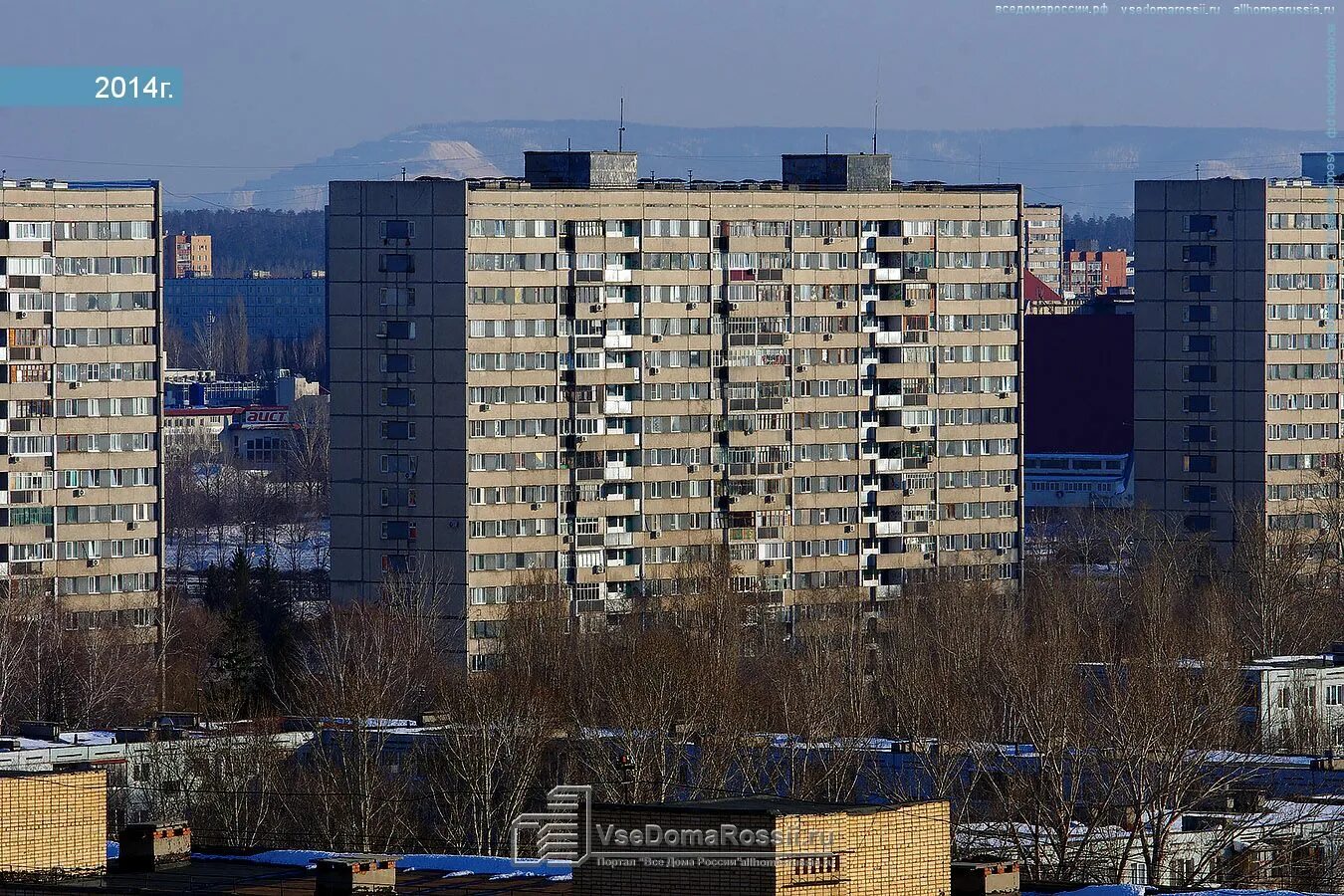 Революционная 3 тольятти фото Togliatti, Revolyutsionnaya st house 44. Apartment house