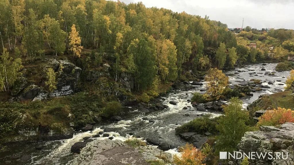 Ревун фото каменск уральский Машину геев, сорвавшуюся со скалы на Ревуне, растащили на запчасти (ФОТО) Происш